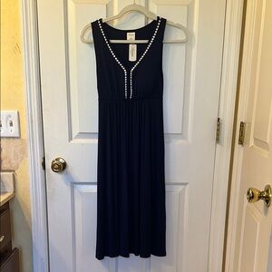 Elegant Navy Blue Sleeveless Dress
